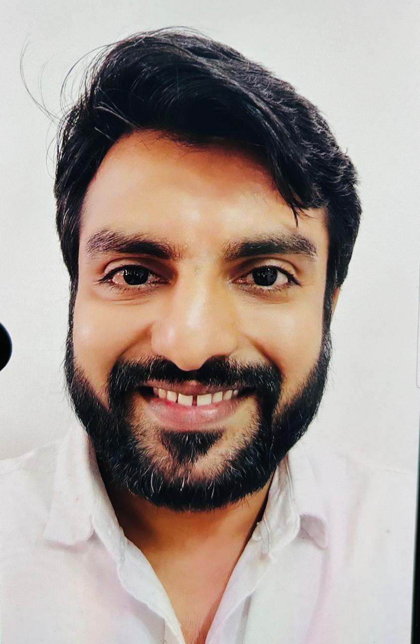 Dr. Vipin Kumar Madhogarhia
